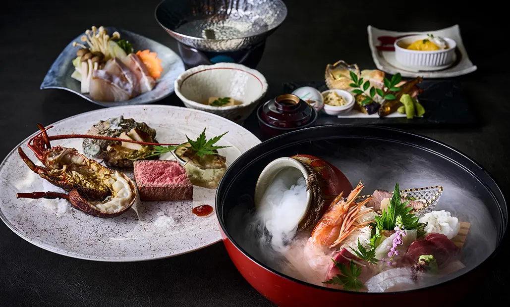 お造り七種・熊野牛・あわび・伊勢海老の特選コース